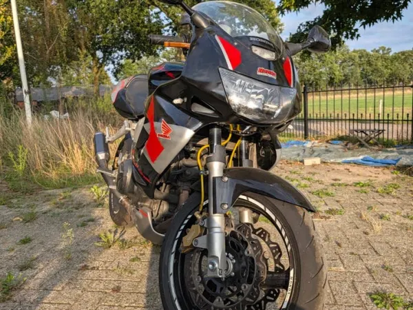1998 Honda VTR 1000 - €1,250 (1/1)