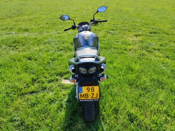2007 Suzuki GSR 600 - € 2.900 · Bieden (1/1)