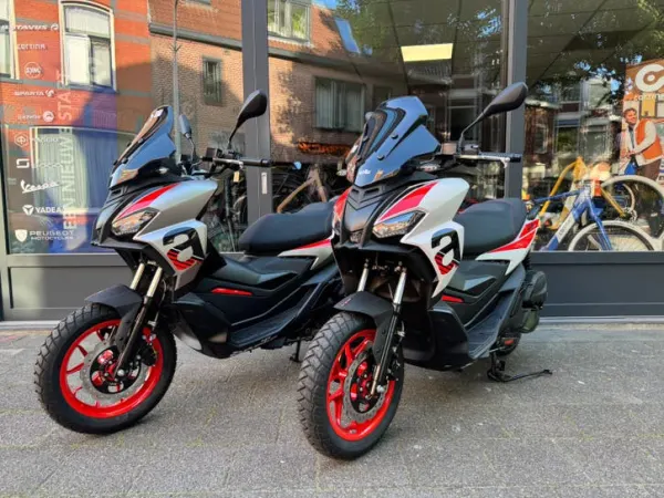 2026 Aprilia SR GT 200 | Nieuw | €1000 Voordeel | 4jr Garantie - € 4.280 (1/1)