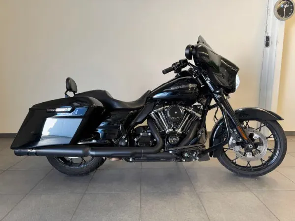 2020 Harley-Davidson Street Glide - € 25.950 (1/1)