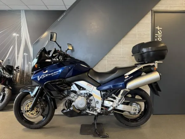 2002 Suzuki V-Strom 1000 - €3,950 (1/1)