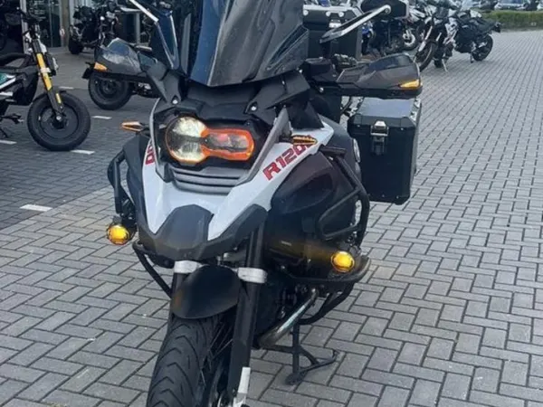 Bouwjaar onbekend BMW R 1200 GS Adventure 2015 Wit/Rood/Zwart - € 12.450 · Bieden (1/1)