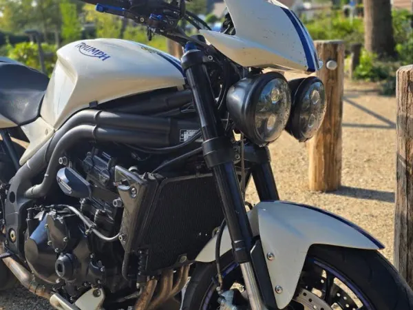 2008 Triumph ST 1050 '08 | Nederlands | Volledige Historie - €5,250 · Bidding (1/1)