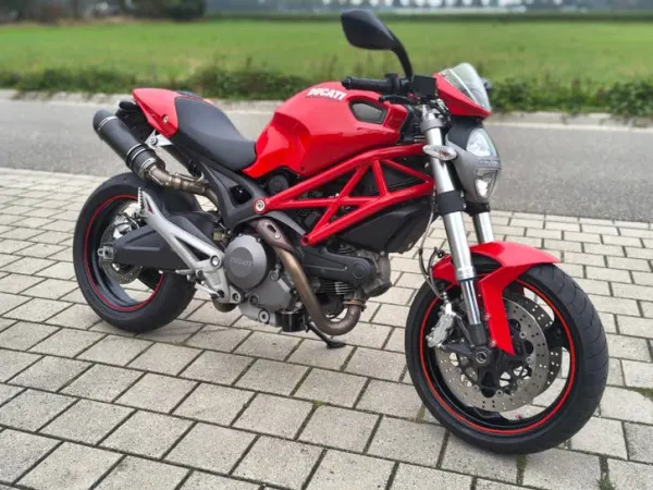 2010 Ducati Monster 696 Termignoni a2 Kenteken Rijklaar - € 3.950 (1/1)