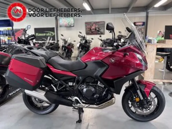 2025 Honda NT 1100 - € 13.690 (1/1)