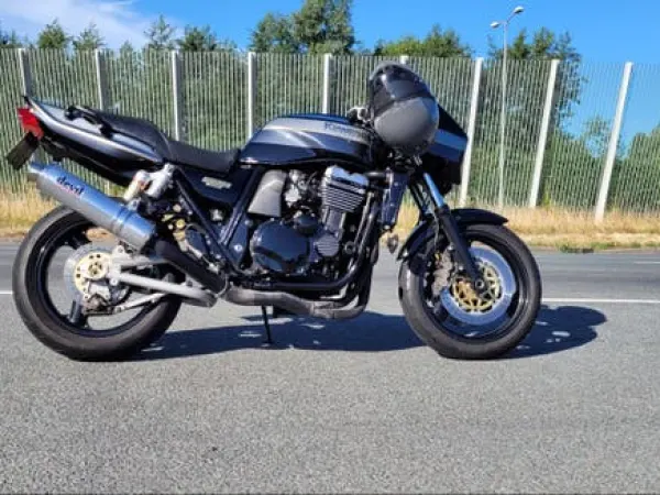 1999 Kawasaki ZRX1100 - €3,950 · Bidding (1/1)