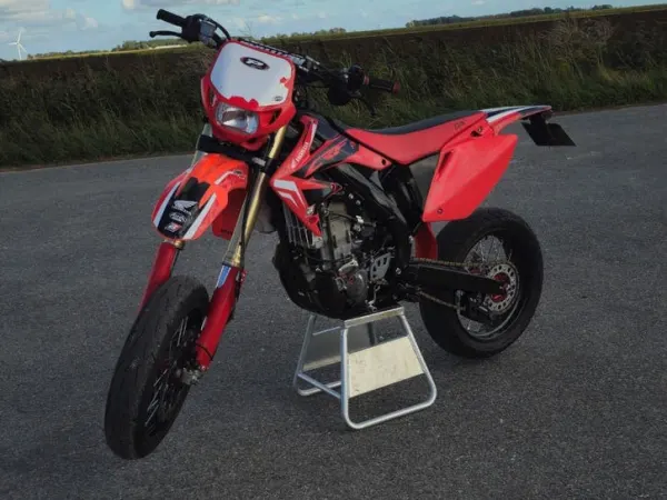2007 Honda CRF 450 - €5,700 · Bidding (1/1)