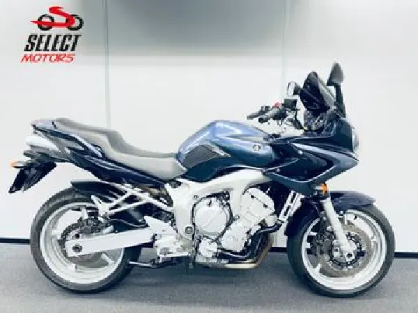 2005 Yamaha FZS 600 Fazer - €3,290 · Bidding (1/1)