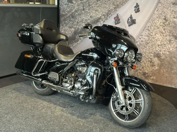 2021 Harley-Davidson Electra Glide Ultra Limited FLHTK - € 24.990 · Bieden (1/1)