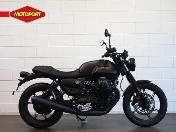 2026 Moto Guzzi V 7 Stone (bj 2026) - € 10.990 (1/1)
