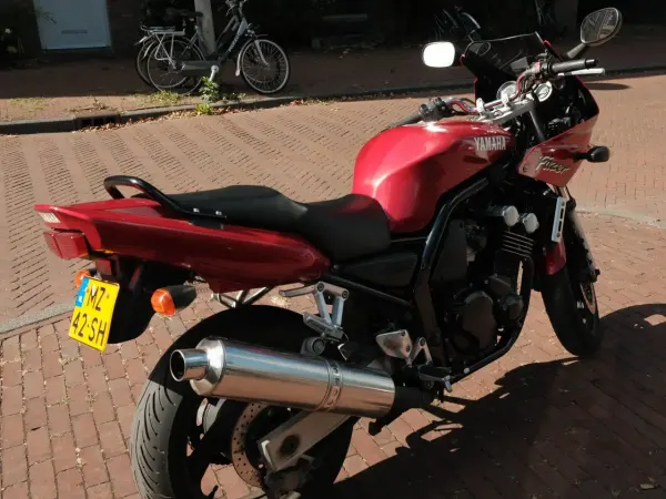 1999 Yamaha FZR 600 - € 1.150 (1/1)