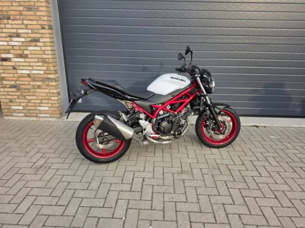 Bouwjaar onbekend Suzuki SV 650 - € 6.500 · Bieden (1/1)