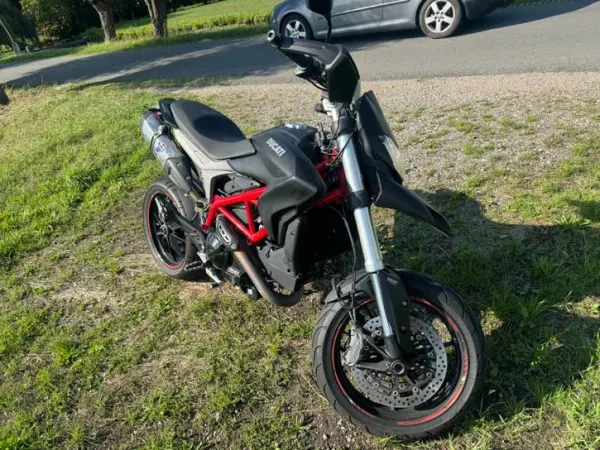 2013 Ducati Hypermotard 821 - €6,799 · Bidding (1/1)