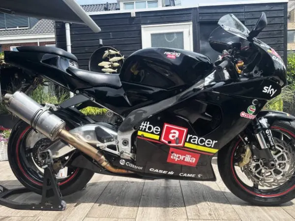 2001 Aprilia RSV Mille - € 2.500 · Bieden (1/1)