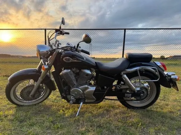 1998 Honda VT 750 C - €3,200 · Bidding (1/1)