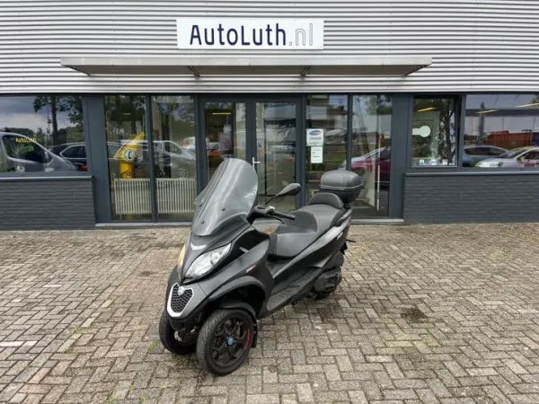 2018 Piaggio MP3 LT - € 3.950 (1/1)
