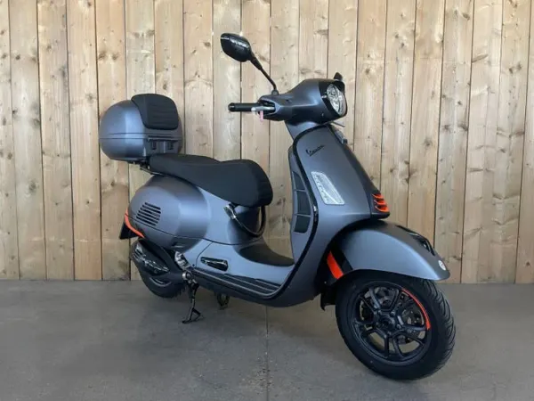 2026 Vespa GTS 310 SuperSport Slechts 2709KM NIEUWSTAAT! - € 7.249 (1/1)