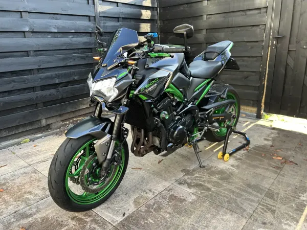 2023 Kawasaki Z 900 - €9,000 (1/1)