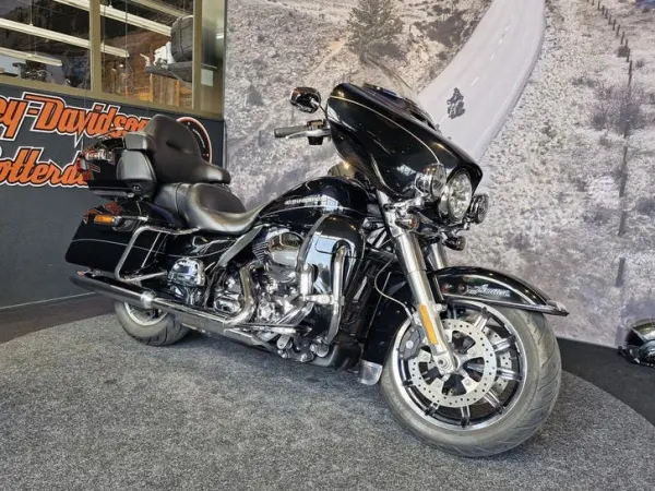 2014 Harley-Davidson Ultra Glide - € 18.990 · Bieden (1/1)