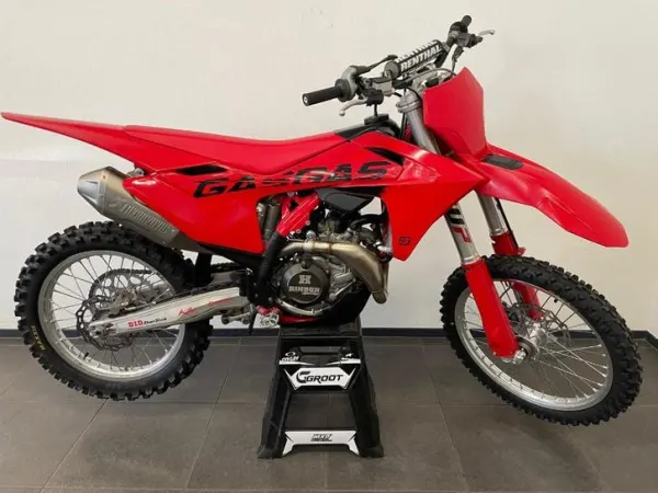 2024 Gasgas MC450F 2024 Factory Edition - € 5.450 · Bieden (1/1)
