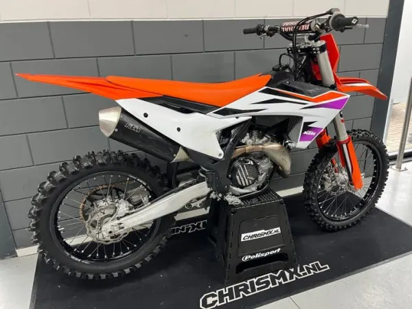 2024 KTM 450 SX F - € 5.450 (1/1)
