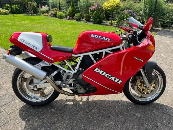1992 Ducati 900 - Bidding (1/1)