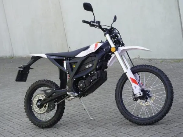 2026 Zero XE - € 6.500 (1/1)