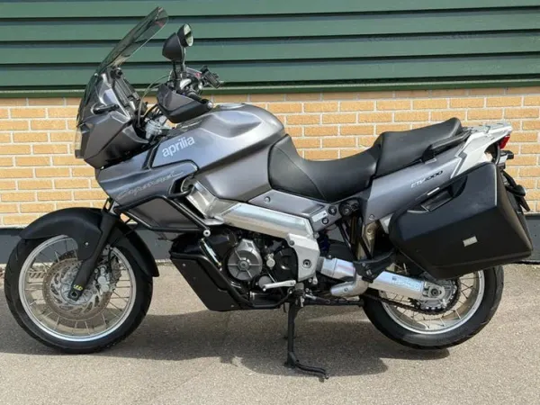 2004 Aprilia Tuareg - Reserved (1/1)