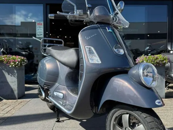 2006 Vespa GTV 250cc ie - € 3.950 (1/1)