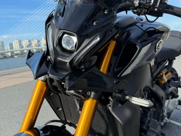 2021 Yamaha MT 09 SP - € 10.650 · Bieden (1/1)
