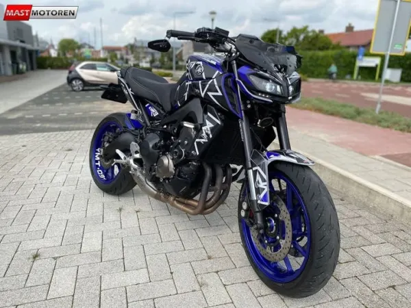 Bouwjaar onbekend Yamaha MT 09 - € 7.900 · Bieden (1/1)