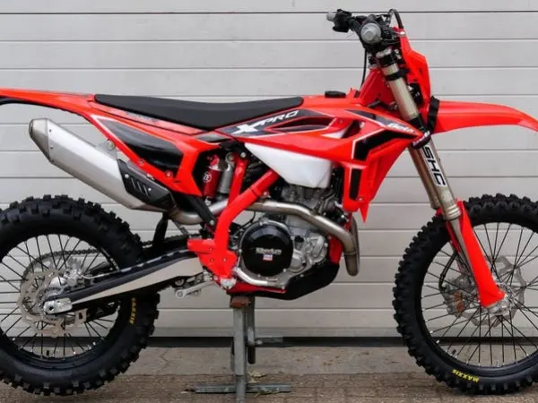 2026 Beta RR Enduro - €10,300 · Bidding (1/1)