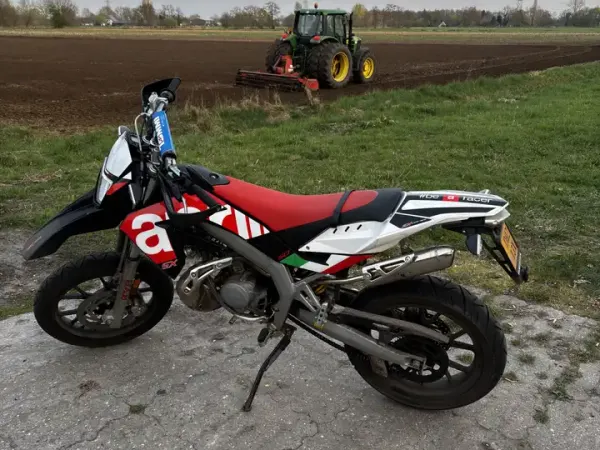 2017 Aprilia SX 50 - €2,800 (1/1)