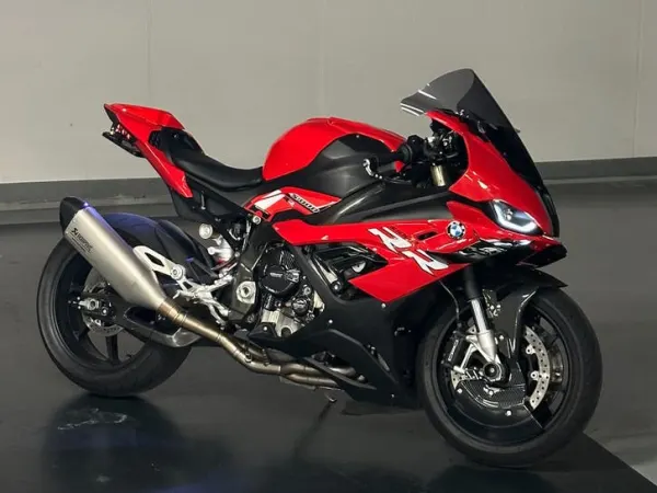2019 BMW S1000RR | M-Pakket | Dealer Onderhouden | Akrapovic - €19,500 · Bidding (1/1)