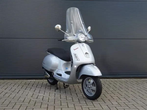 2007 Piaggio GTS 250 - Gereserveerd (1/1)