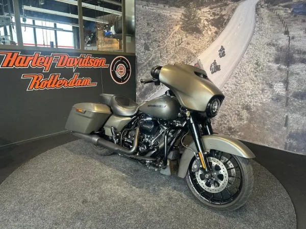 2019 Harley-Davidson FLHXS Street Glide Spec. Sol.C (bj 2019) - €31,490 (1/1)
