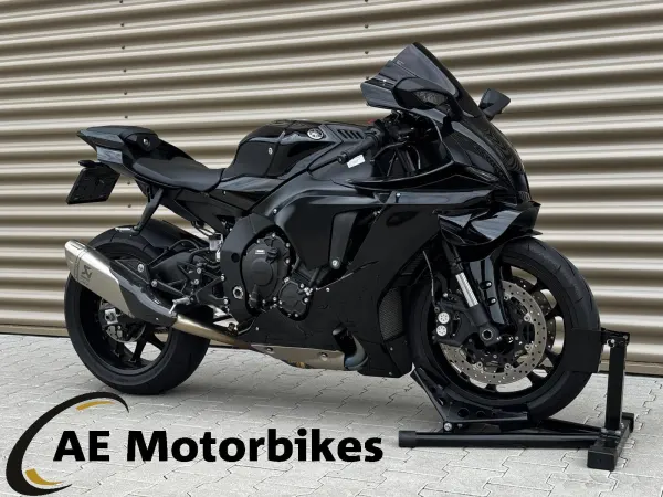 2023 Yamaha YZF R1 - €24,999 (1/1)