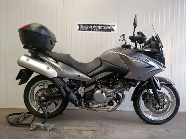2010 Suzuki v Strom dl 650 abs - Reserved (1/1)