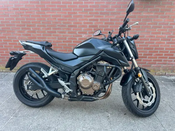 2017 Honda CB500F-Sportieve mat Zwarte Naked Bike met ABS - € 4.800 (1/1)