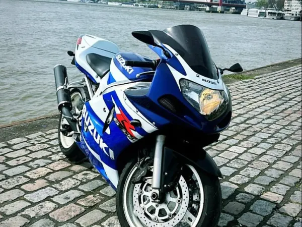 Year unknown Suzuki GSX-R 600 - €3,000 · Bidding (1/1)