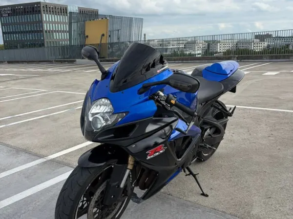 2007 Suzuki GSX-R 600 - €7,000 · Bidding (1/1)