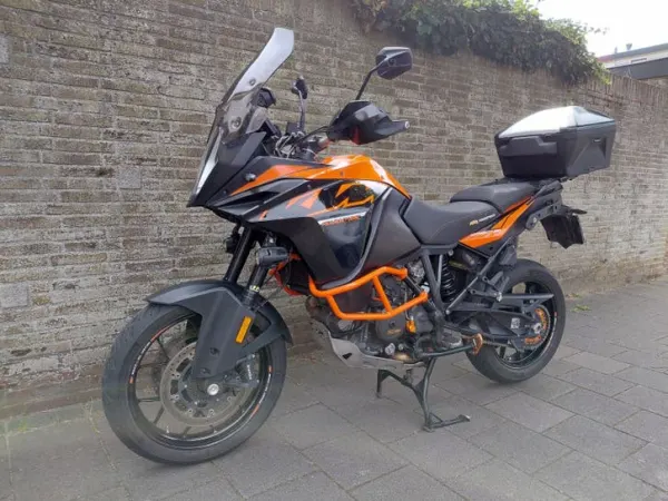 2017 KTM 1090 Adventure - € 7.950 (1/1)