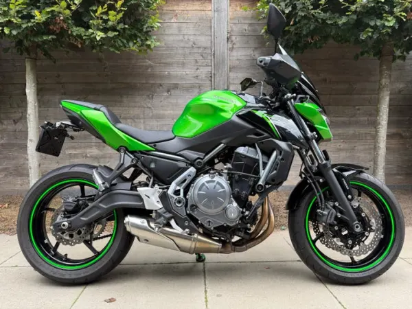 Year unknown Kawasaki Z650-Sportieve Naked Bike met ABS - €6,100 · Bidding (1/1)