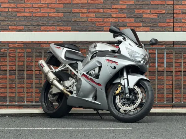 2002 Honda cbr 900 Fireblade - Reserved (1/1)
