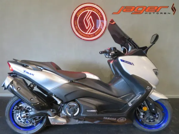 2017 Yamaha Tmax 530 - € 8.350 (1/1)