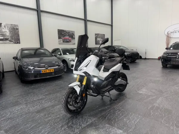 2025 Honda X-ADV - € 15.499 (1/1)
