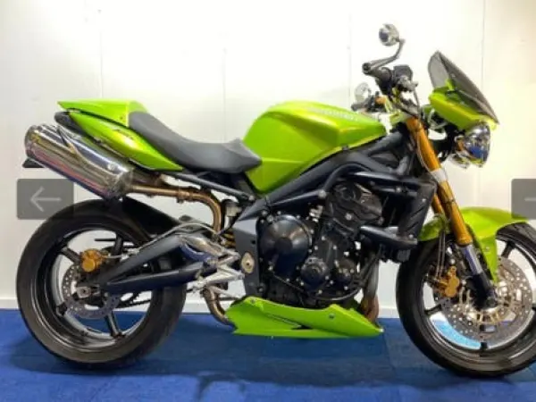 2008 Triumph Street Triple 675 Naked Bike - € 2.995 · Bieden (1/1)