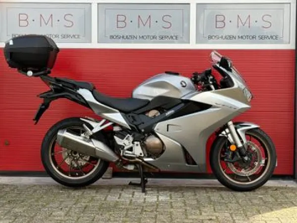 2018 Honda VFR 800 FI - €8,150 (1/1)