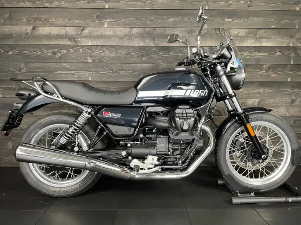 2024 Moto Guzzi V 7 Special 850 - € 9.490 (1/1)