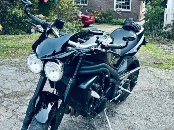 Bouwjaar onbekend Triumph Speed Triple 1050 - € 3.500 (1/1)